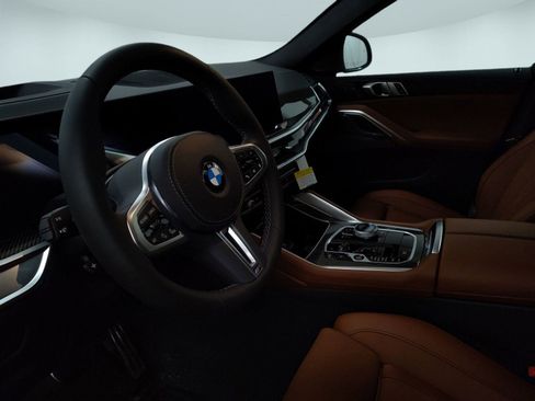 New 2026 BMW X6 M60i image 4