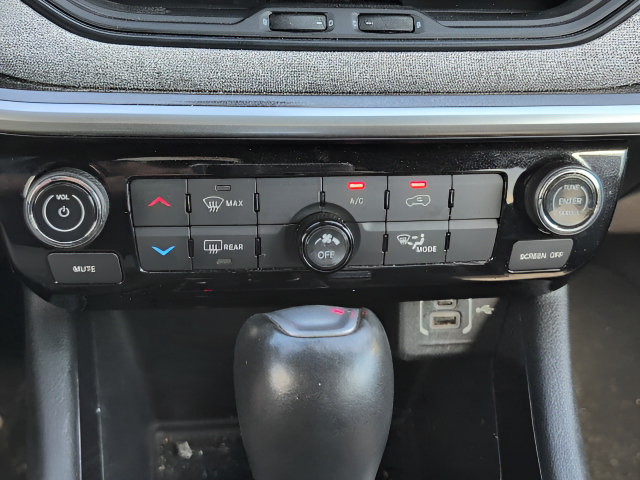 Used 2024 Jeep Compass Latitude AWD/4WD image 15