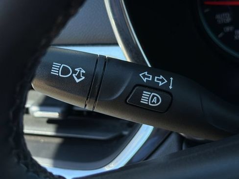 Used 2024 Chevrolet Equinox LT AWD/4WD image 31