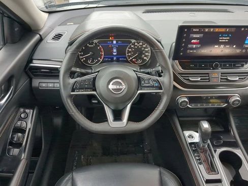 Used 2023 Nissan Altima 2.0 SR image 14