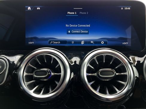 Certified 2025 Mercedes-Benz GLA 250 4MATIC image 28