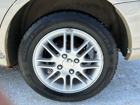 Used 2006 Ford Focus SE image 36