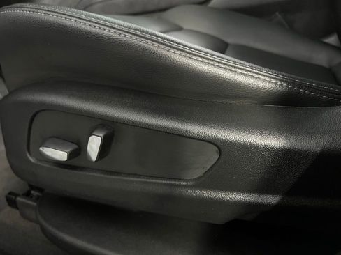 Used 2024 Cadillac XT6 Luxury w/ LPO, Floor Liner Package image 24