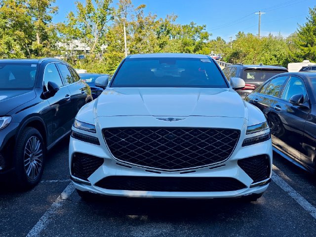 Used 2025 Genesis GV80 3.5T e-SC AWD/4WD image 2