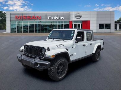 Used 2024 Jeep Gladiator Sport