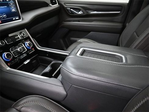 Used 2021 GMC Yukon Denali image 20