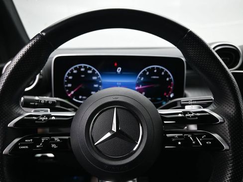 Used 2023 Mercedes-Benz GLC 300 image 13