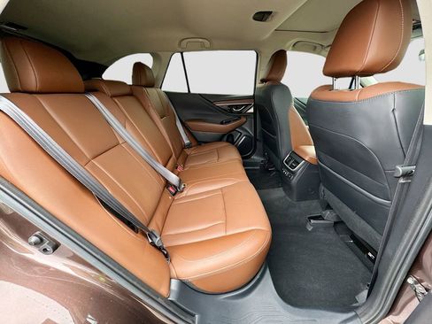 Used 2021 Subaru Outback Touring w/ Popular Package #2 image 36