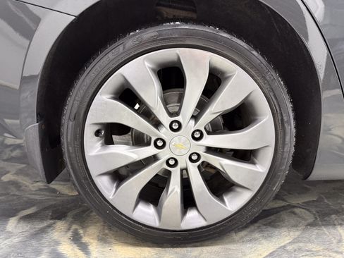 Used 2017 Chevrolet Malibu Premier w/ Premier Sun and Wheel Package FWD image 28
