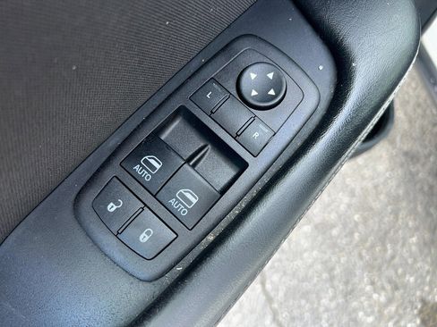Used 2020 Dodge Challenger R/T RWD image 13