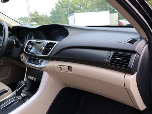 Used 2013 Honda Accord EX-L image 9