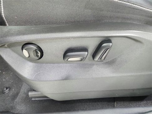 Used 2024 Volkswagen Atlas SE image 20