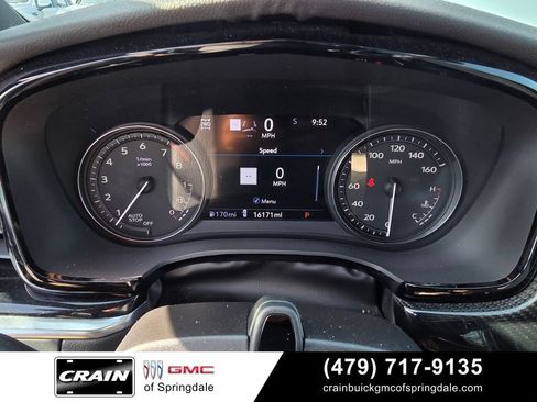 Used 2022 Cadillac XT6 Sport w/ Technology Package AWD/4WD image 15