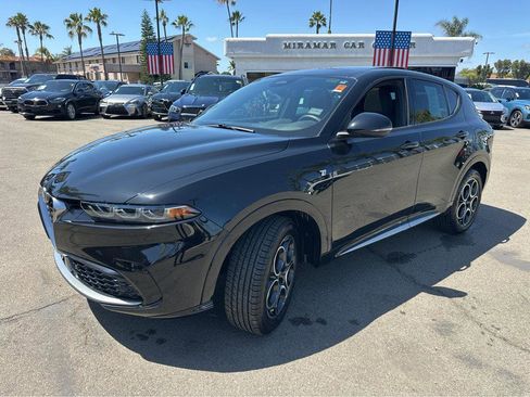 Used 2024 Alfa Romeo Tonale Ti image 11