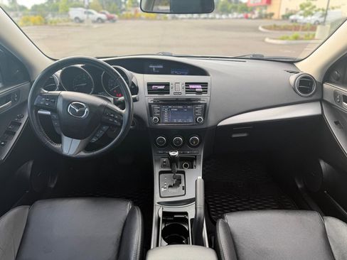 Used 2013 MAZDA MAZDA3 i Grand Touring w/ Tech Pkg FWD image 14