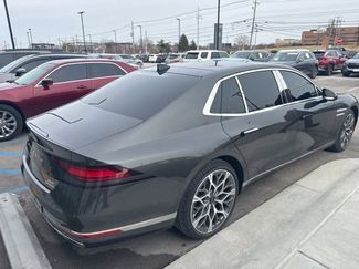 Used 2024 Genesis G90 3.5T video 3