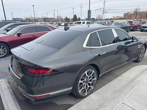 Used 2024 Genesis G90 3.5T image 3