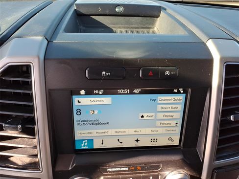 Used 2018 Ford F150 Lariat w/ Equipment Group 502A Luxury image 21