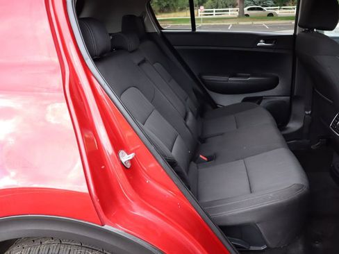 Used 2022 Kia Sportage LX image 21