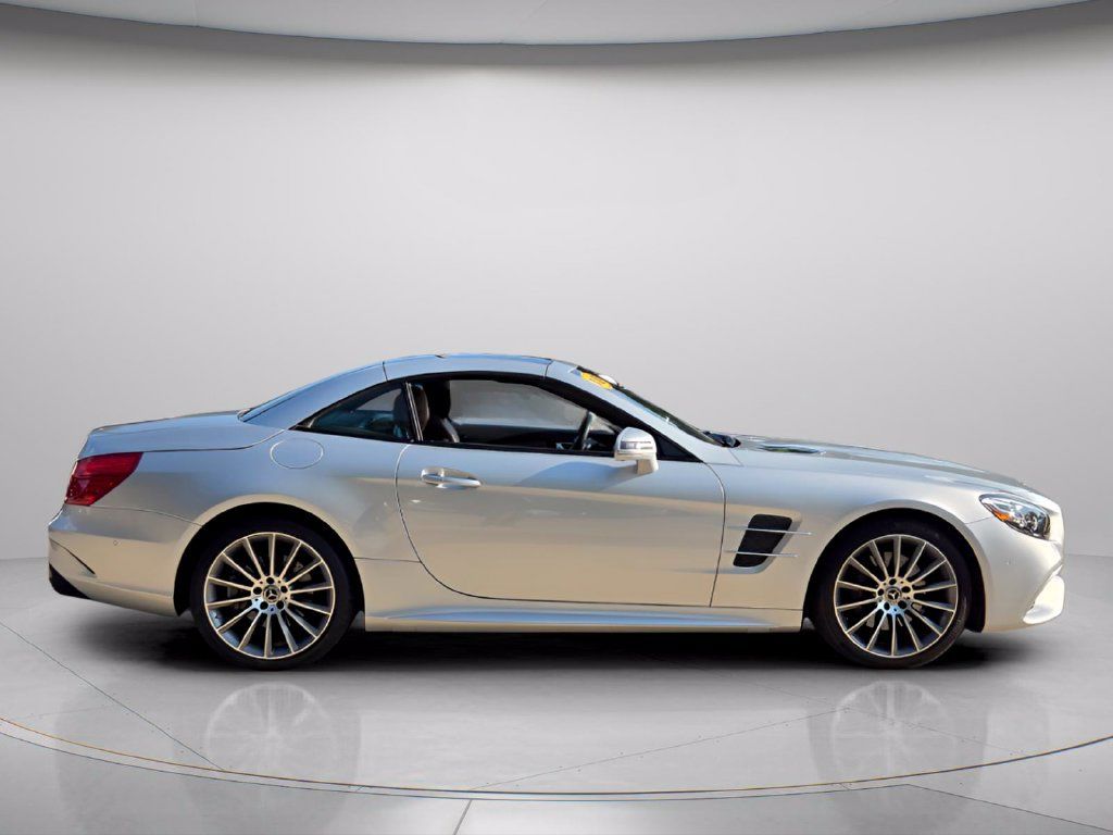 Used 2018 Mercedes-Benz SL 550 image 8