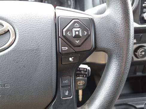 Used 2023 Toyota Tacoma SR w/ SR Convenience Package image 28