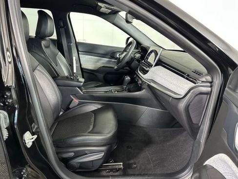 Used 2023 Jeep Compass Latitude w/ Convenience Group image 28