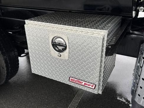 New 2027 Ford F750 2WD Regular Cab Super Duty image 36
