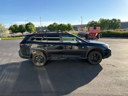 Used 2025 Subaru Outback Wilderness AWD/4WD image 6