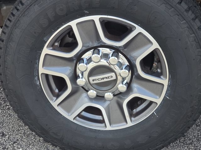 Certified 2023 Ford F250 Lariat w/ Lariat Ultimate Package AWD/4WD image 14
