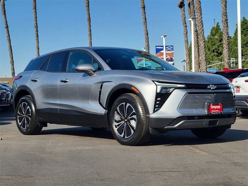 New 2026 Chevrolet Blazer EV LT image 25