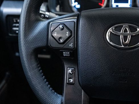 Used 2024 Toyota 4Runner TRD Off-Road image 29