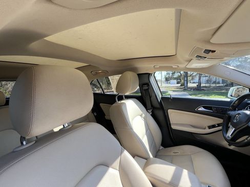 Used 2015 Mercedes-Benz GLA 250 4MATIC image 24