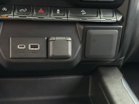 Used 2021 Chevrolet Silverado 1500 LT Trail Boss image 23