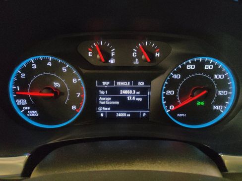 Used 2020 Chevrolet Traverse LS image 23