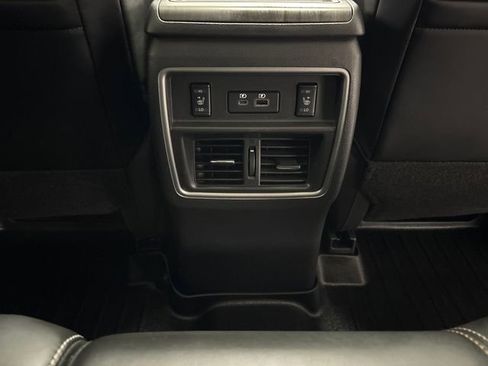 Used 2024 Nissan Murano Platinum image 25