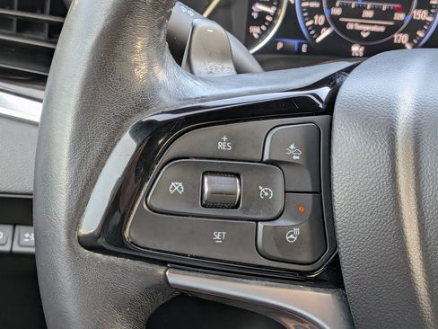 Used 2023 Buick Enclave Avenir w/ Avenir Technology Package FWD image 27