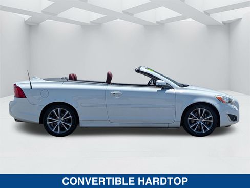 Used 2013 Volvo C70 T5 FWD image 4