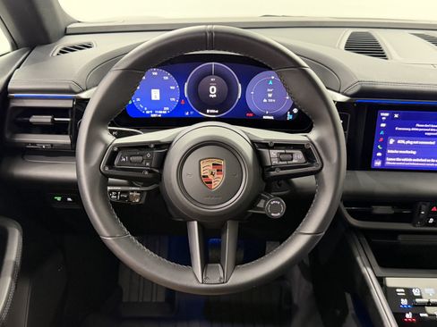 Certified 2025 Porsche Macan Electric RWD image 45