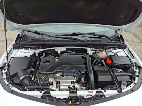 Used 2023 Chevrolet Malibu LT FWD image 34