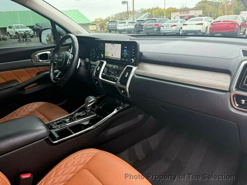 Used 2023 Kia Sorento SX Prestige image 43
