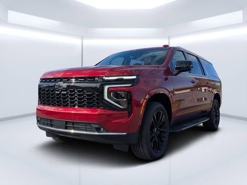 New 2026 Chevrolet Suburban Premier image 7