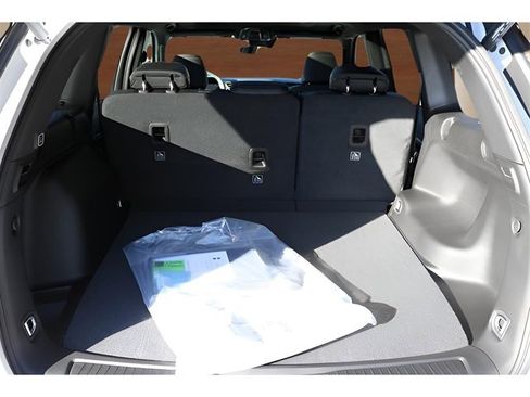 New 2025 Jeep Grand Cherokee Limited image 17