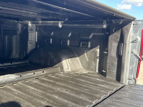 Used 2021 Chevrolet Silverado 1500 RST AWD/4WD image 18