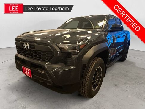 Certified 2025 Toyota Tacoma TRD Off-Road AWD/4WD image 1