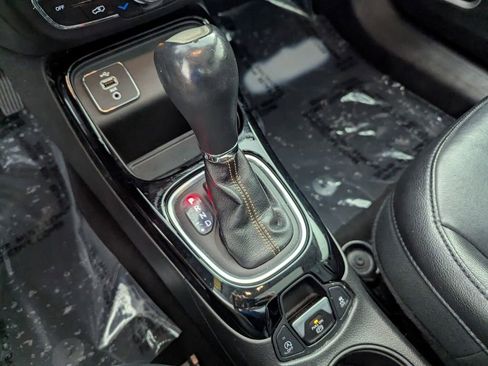 Certified 2018 Jeep Compass Limited w/ Navigation Group image 27