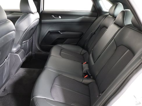 Used 2023 Kia K5 GT-Line image 35