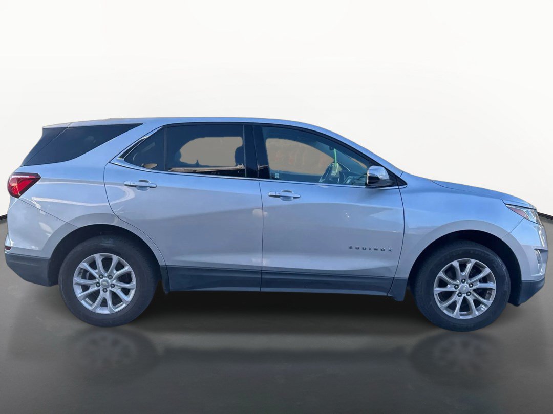 Used 2018 Chevrolet Equinox LT AWD/4WD image 2