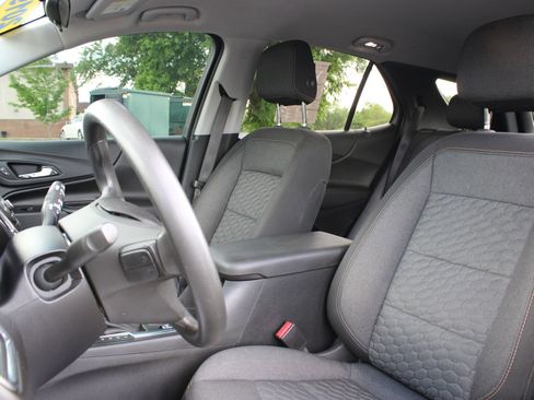 Used 2019 Chevrolet Equinox LT FWD image 13