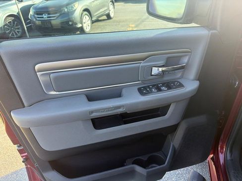 Used 2017 RAM 1500 Big Horn AWD/4WD image 33