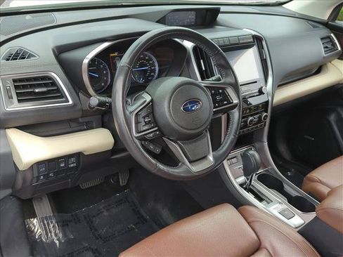 Used 2019 Subaru Ascent Touring w/ Popular Package #3 AWD/4WD image 9